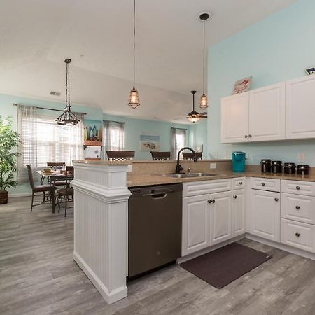 Modern Condo With Shared Pools,Hot Tubs, Walk To Beach & Plenty Of Golf! Myrtle Beach Exterior photo